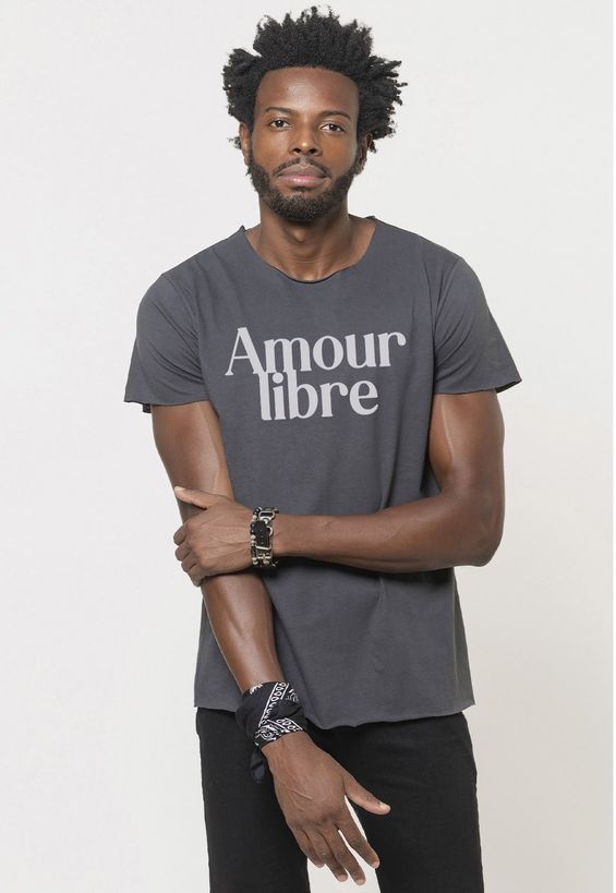 Camiseta Joss Corte a Fio Amour Libre Cor:Chumbo;Tamanho:P;Genero:Masculino
